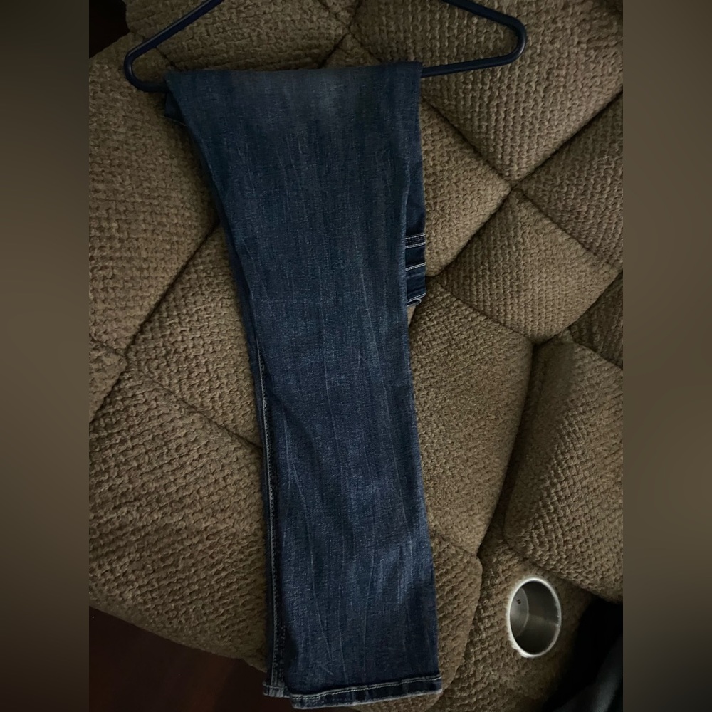 Buckle jeans